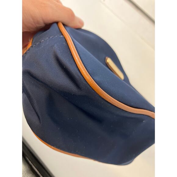 MICHAEL KORS, SMALL NAVY BLUE NYLON BROWN TRIM POUCH - Picture 13 of 16